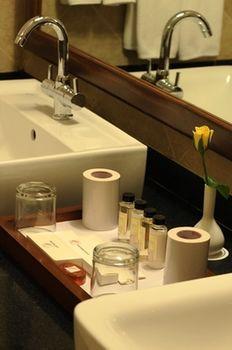 Resort Deltin Palms Riverfront 3*